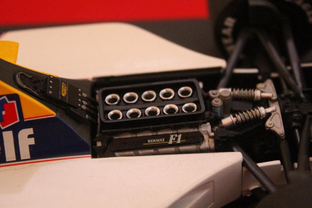 ミニカー 1/18・1992年 F1 ウイリアムズ・ルノー FW14B