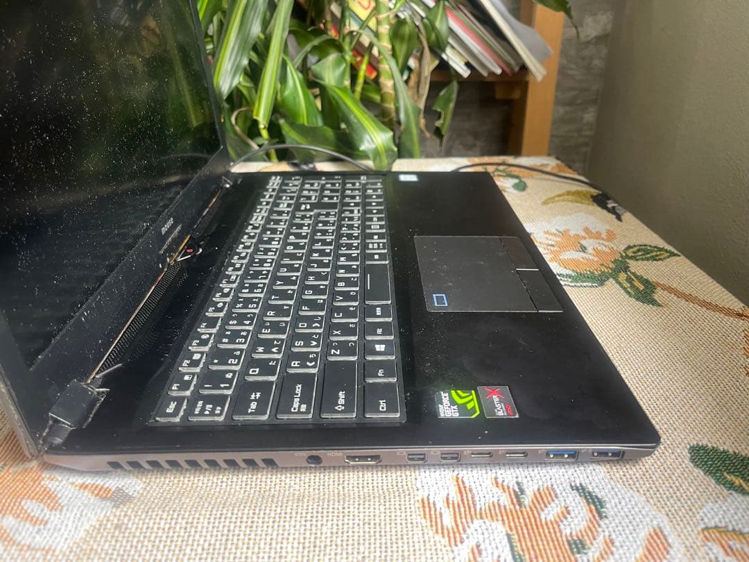 パソコンノートPC Core i7・SSD512GB・メモリ12GB