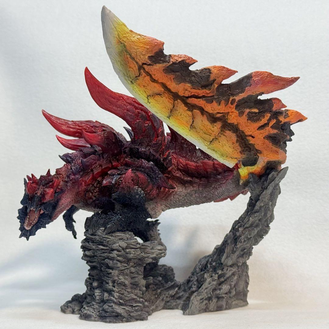 モンスターハンター　フィギュアビルダー クリエイターズモデル 燼滅刃ディノバルド