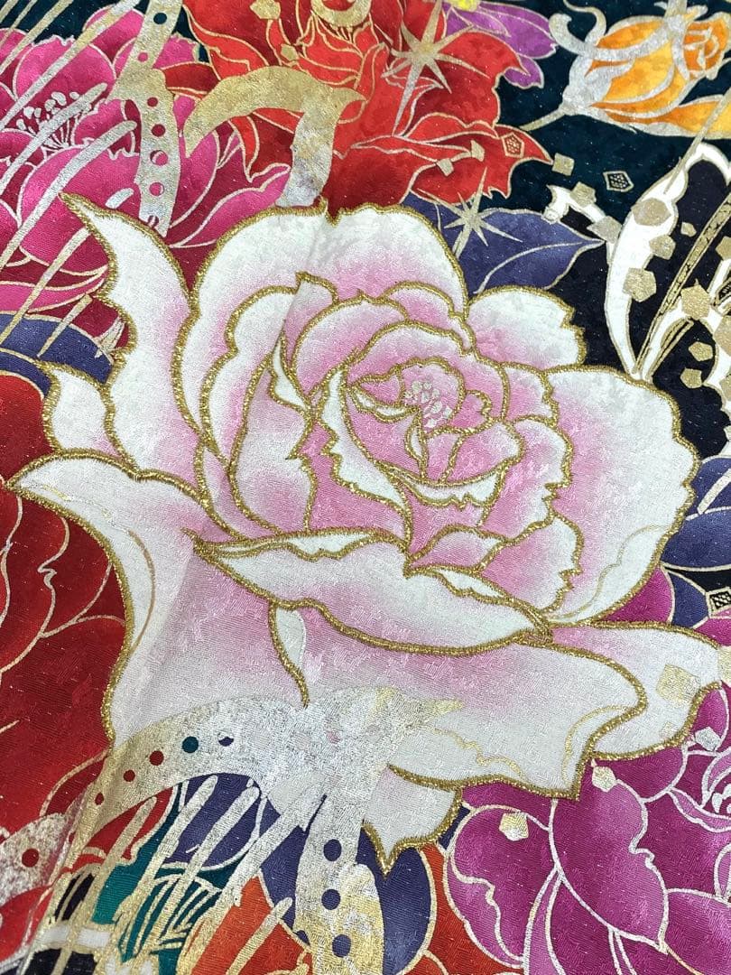 振袖 豪華 銀通し 刺繍 金彩 紋意匠 薔薇 身丈169cm パールトーン加工済