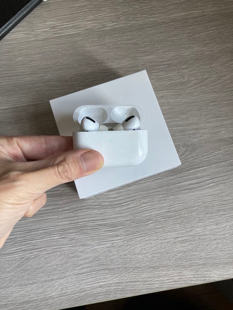 Apple AirPods Pro 第一世代