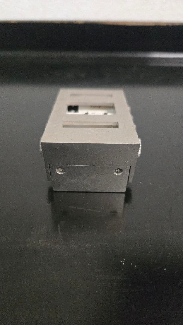 金属製永久デスクカレンダー ダイヤル式　ヴィンテージ　希少　卓上カレンダー