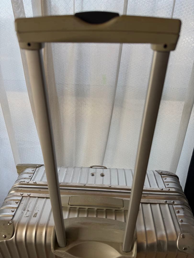 リモワトパーズ104L 四輪　青ロゴ