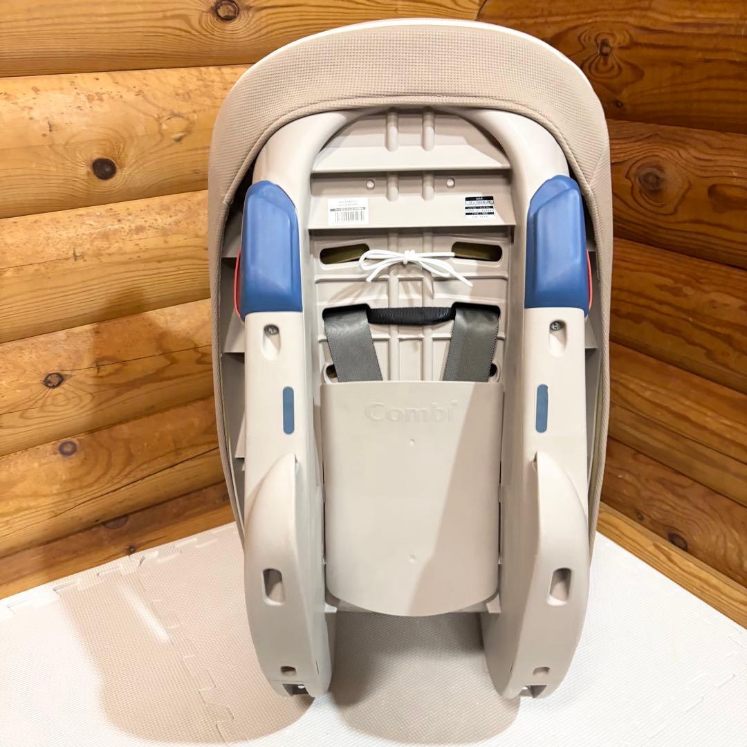 【美品】Combi コンビ チャイルドシート コッコロ S UX 新生児〜