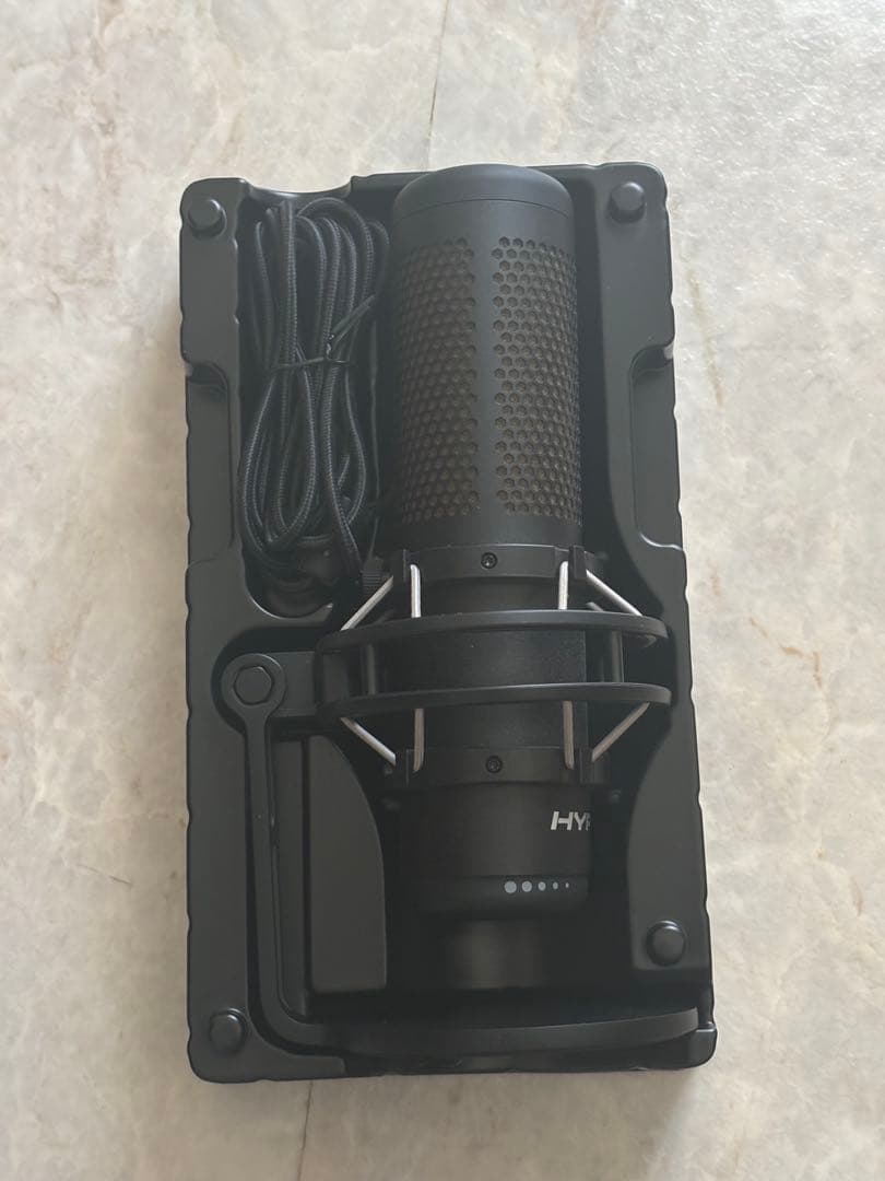 Hyper X Quadcast S スタンドアロンマイク ブラック