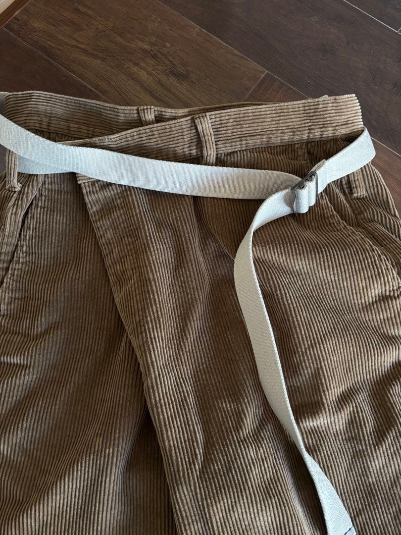 メゾンエウレカ ブラウン コーデュロイ ワイドパンツ