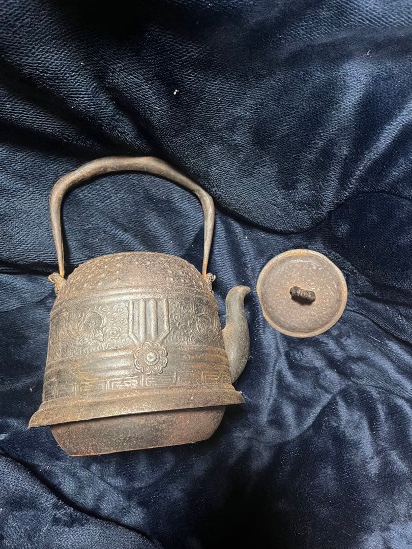 ア*ネ様 骨董品 鉄瓶