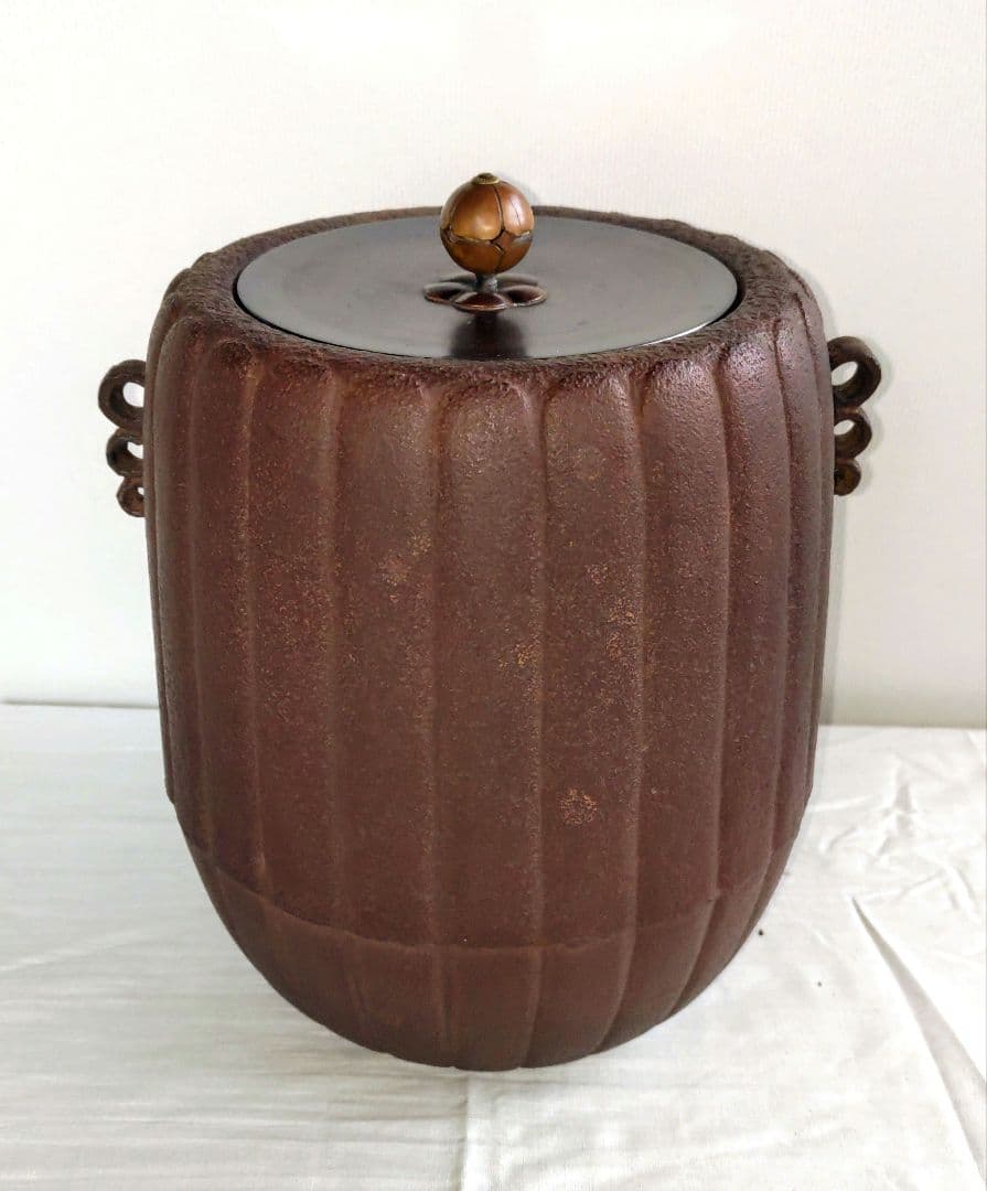 値下げ！菊形筒釜（菊花釜）（希少品）佐藤浄清　造り