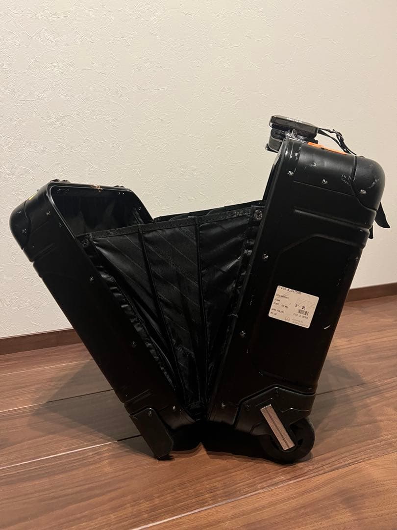 ゼロハリバートン　キャリーケース　2輪　ブラック