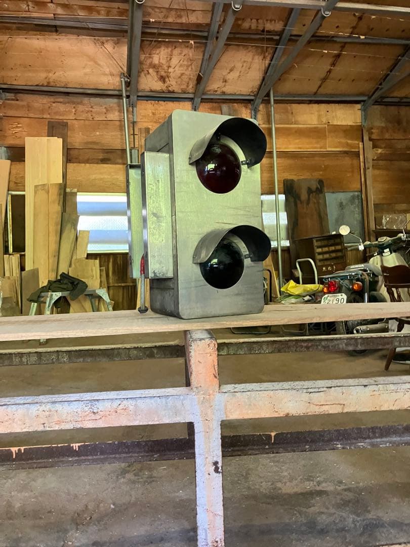 値下げ❗️信号機　インテリアに‼️ 中古品　送料無料