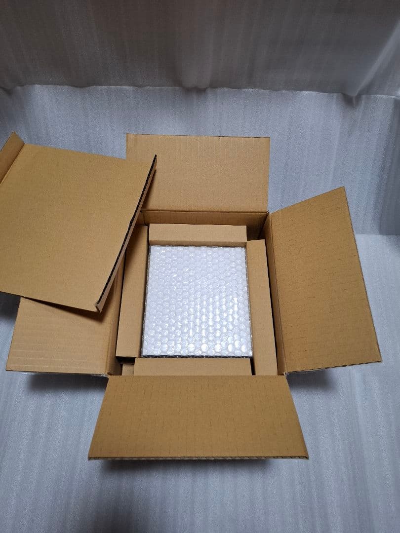 遊戯王デュエルモンスターズ　ブラック·マジシャンスペシャルカード（ステンレス製）