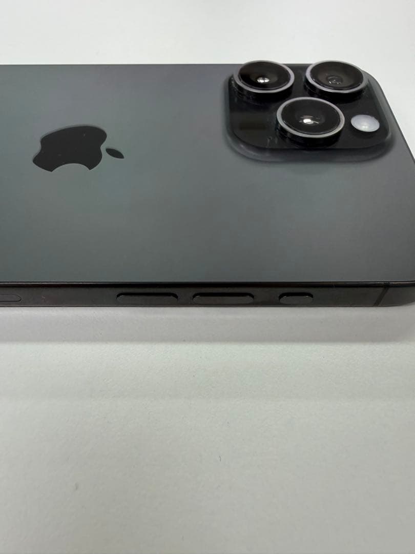 iPhone15ProMAX ブラックチタニウム　512G