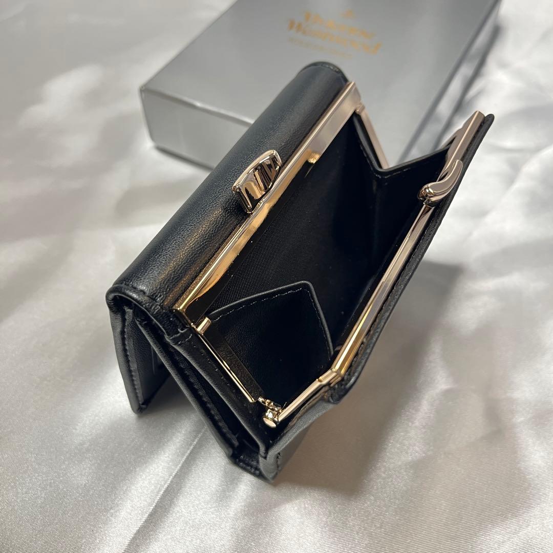 新品 Vivienne Westwood ブラック三つ折り財布