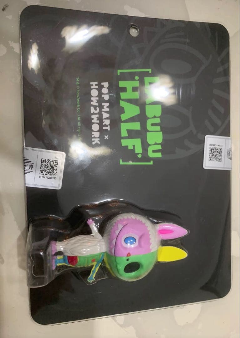 POP MART LABUBU ハーフアナトミー 吊りカード 9cm