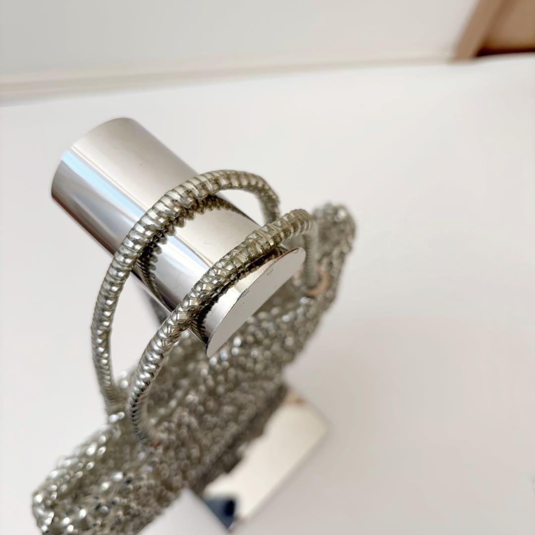 アンテプリマ　スタンダード　スクエア　ミディアム　シルバー　インナーポーチ付き