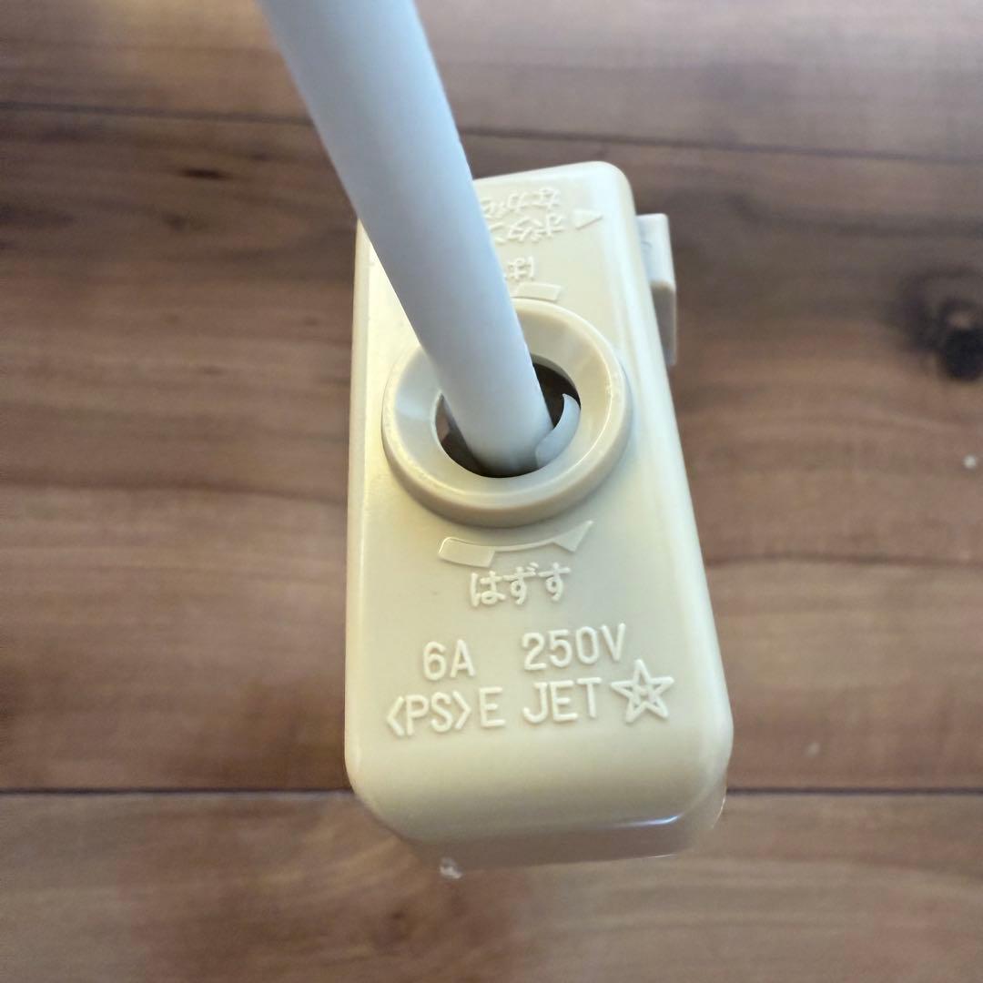 【美品】ペンダントライト 波状デザイン ホワイト