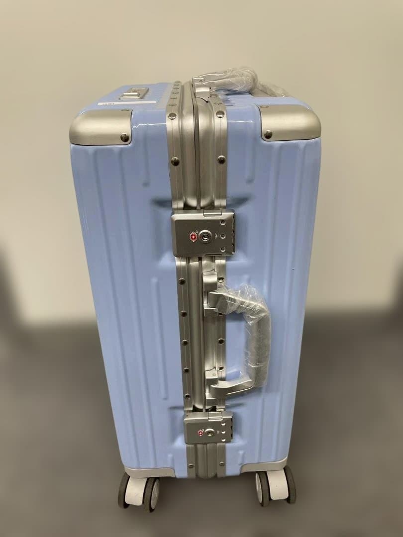 リベティ多機能キャリーケース【エナメルスカイブルーSサイズ】A52