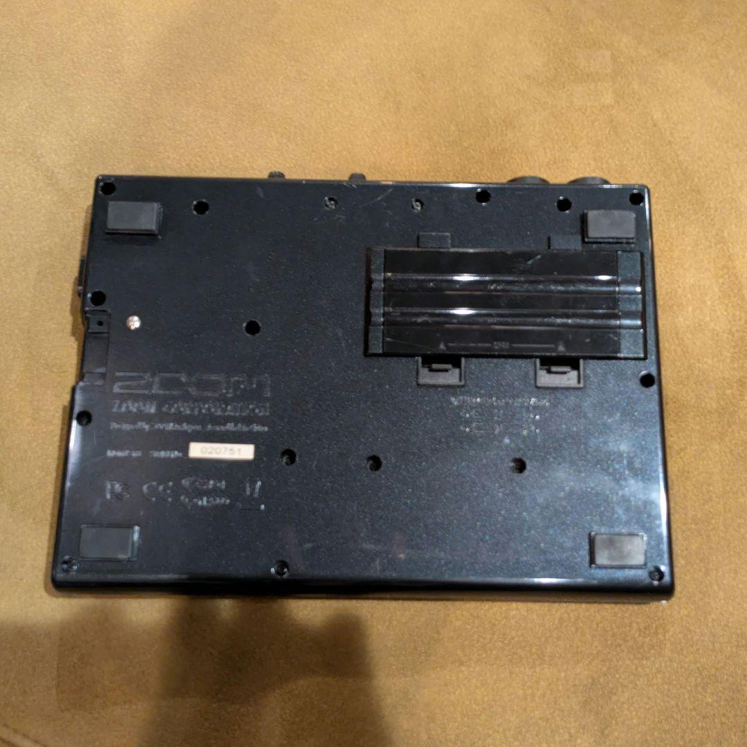 ZOOM R8 マルチトラックレコーダー　オーディオインターフェース