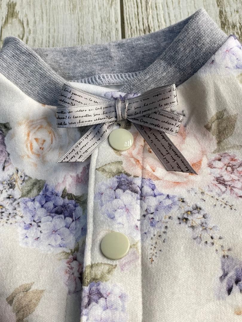 グレージュカラーお花柄