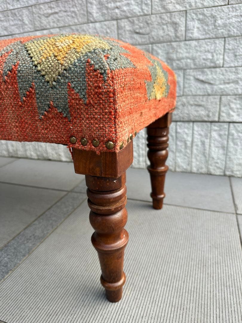Ne WORKS キリム刺繍 木製脚ベンチスツール