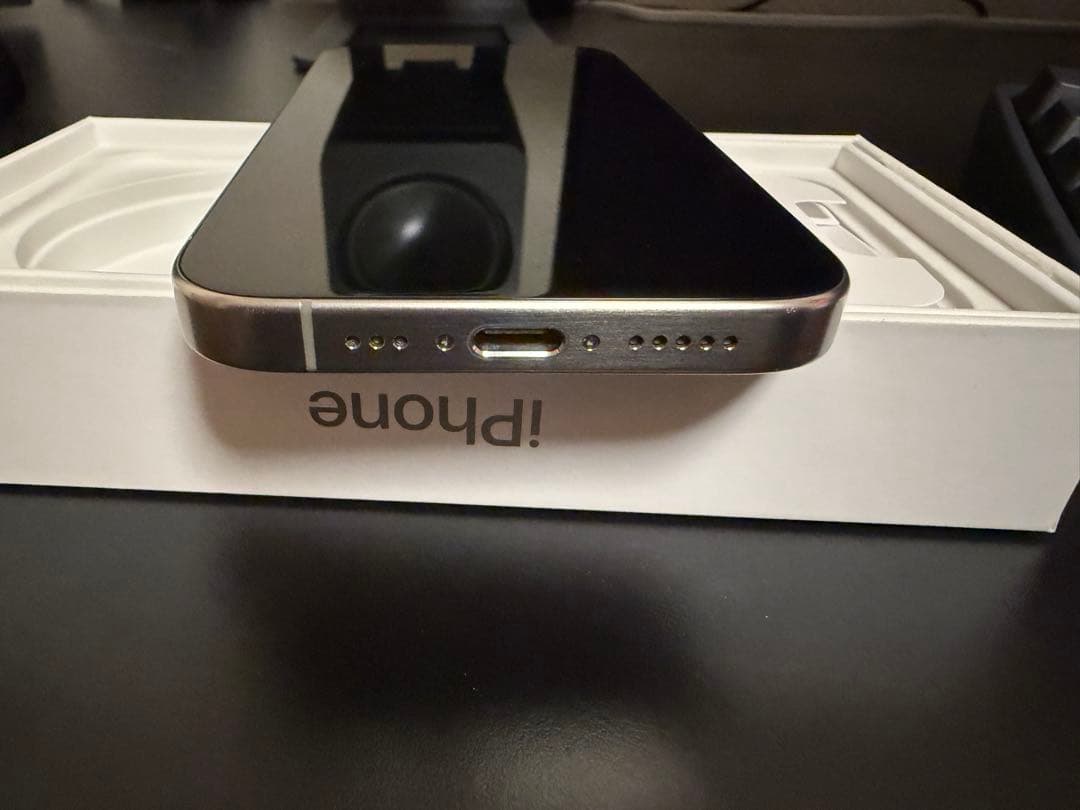 iPhone15 Pro 256GB 本体　SIMフリー