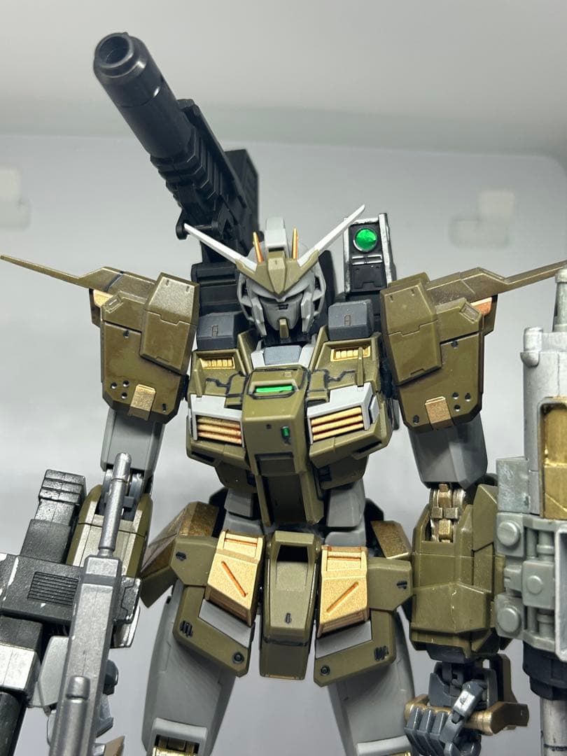 プラモデル　ガンプラ　模型　組立済　1/100 MG ストームブリンガー　完成品
