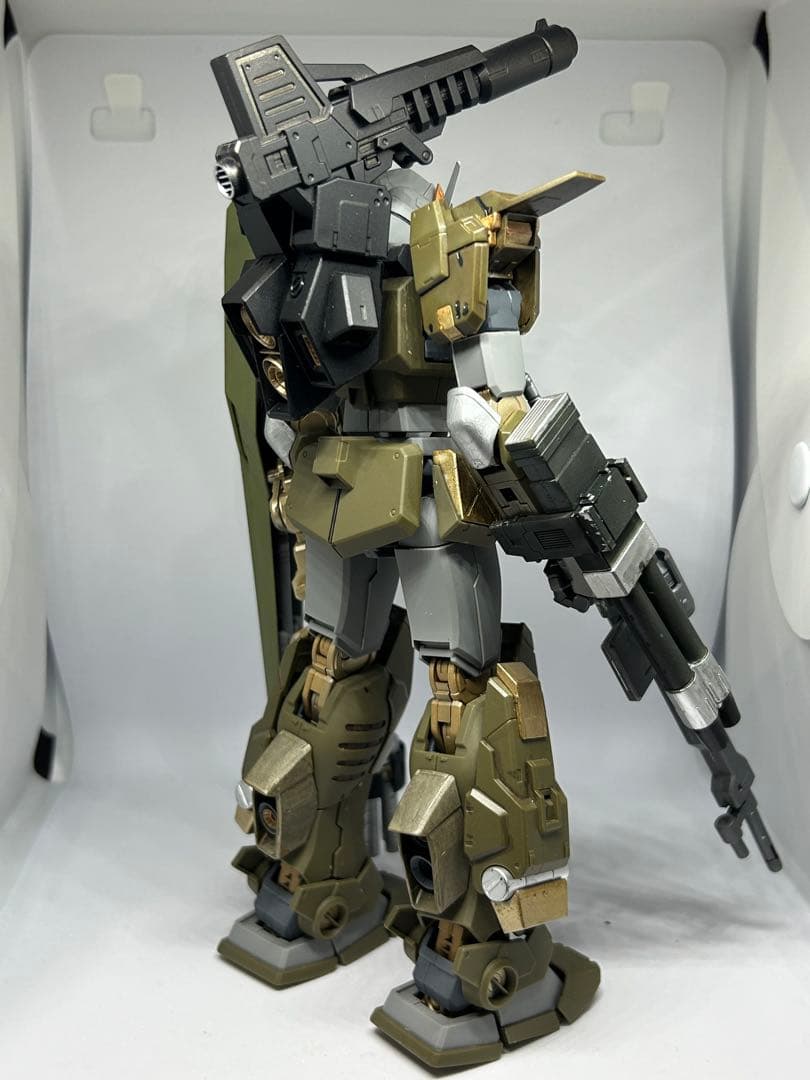 プラモデル　ガンプラ　模型　組立済　1/100 MG ストームブリンガー　完成品