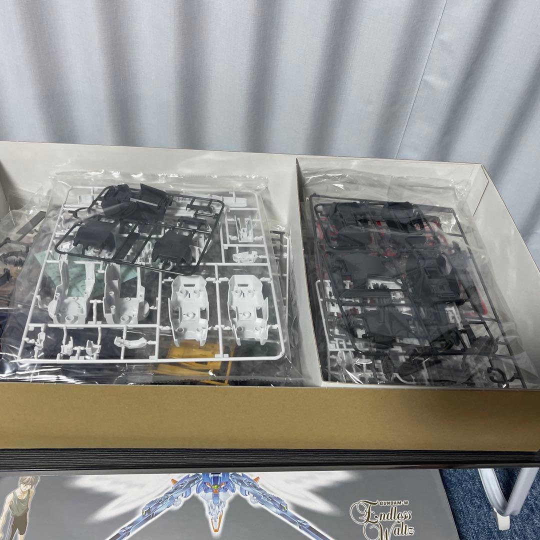 PG 1/60 ウイングガンダムゼロカスタムMG 1/100 ガンダムヴァーチェ