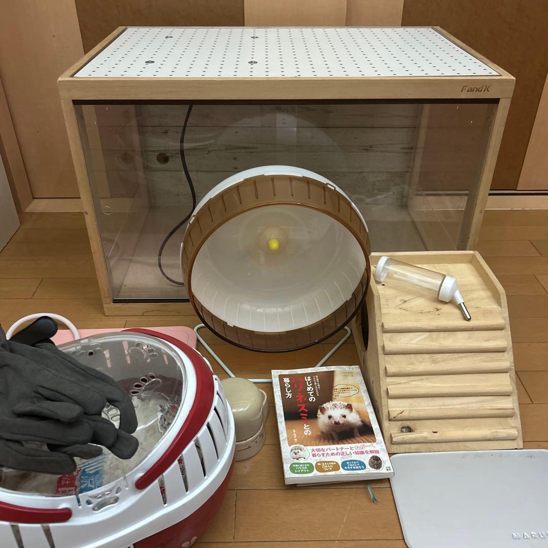 小動物用　ケージ 暖房装置付き