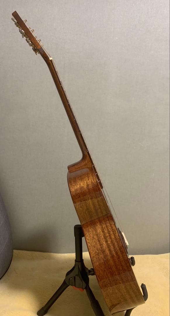 GUILD M-120 オール単板・マホガニー アコギ 底面にクリア浮きあり