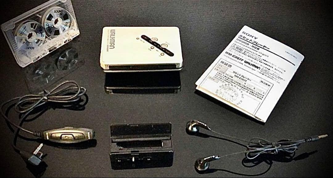 カセットウォークマンSONY WM-EX677「整備済み、完動美品」