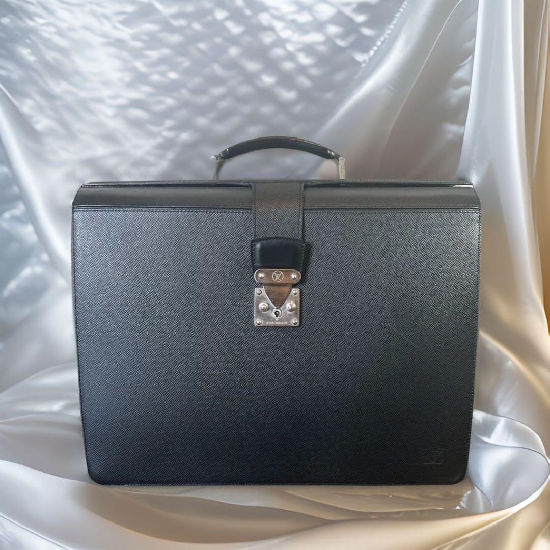 美品‼︎ ◆LOUIS VUITTON◆ ウラル タイガ ビジネスバッグ 書類