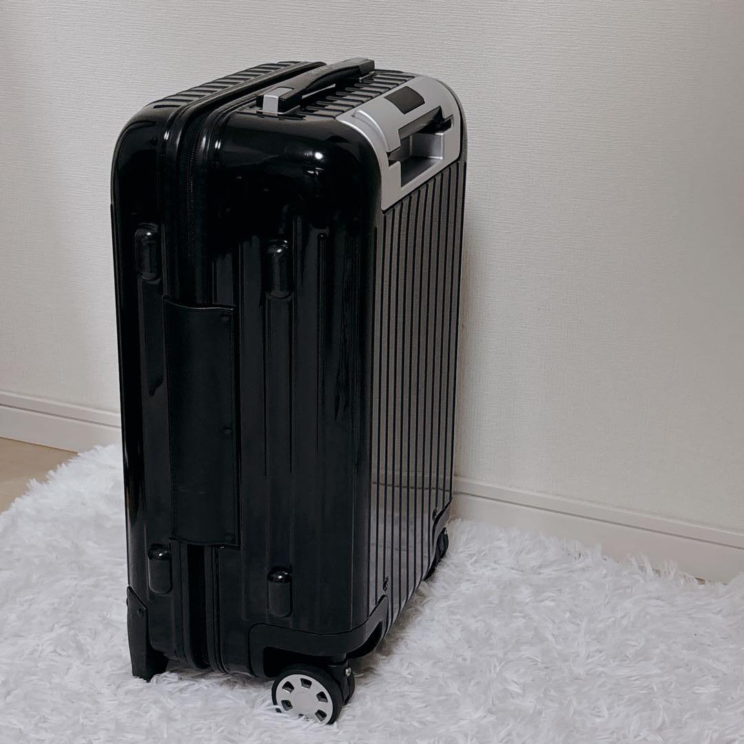 リモワ サルサ 32L 2輪 機内持ち込み ブラック×シルバー TSAロック付き