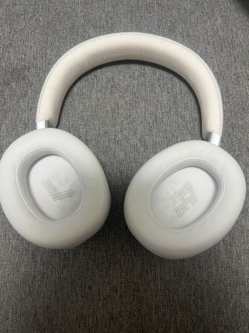 ヘッドホン JBL LIVE770nc