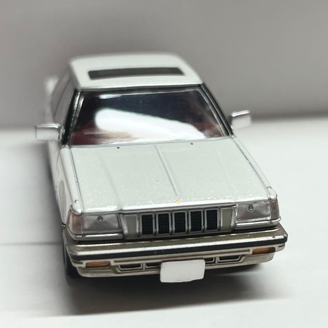 最終値下げトミカリミテッドヴィンテージ ネオ LV-N176b クラウン 2.8