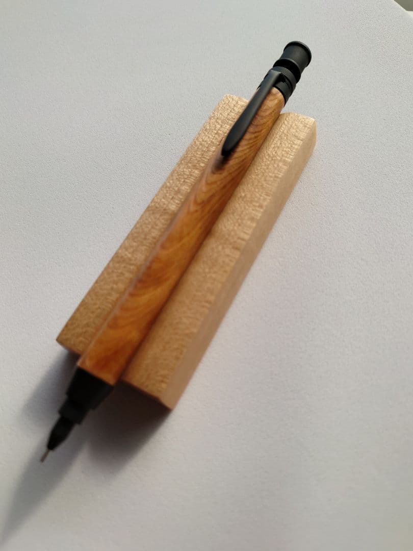 木軸ペン　ケヤキ　シャープペンシル　0.5　拭き漆　うるし仕上げ　MDS1