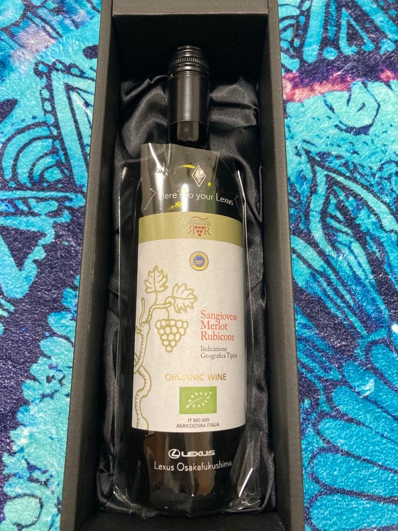 レクサスの車買った時にもらったレクサスのオーガニックワイン　イタリア製未開封