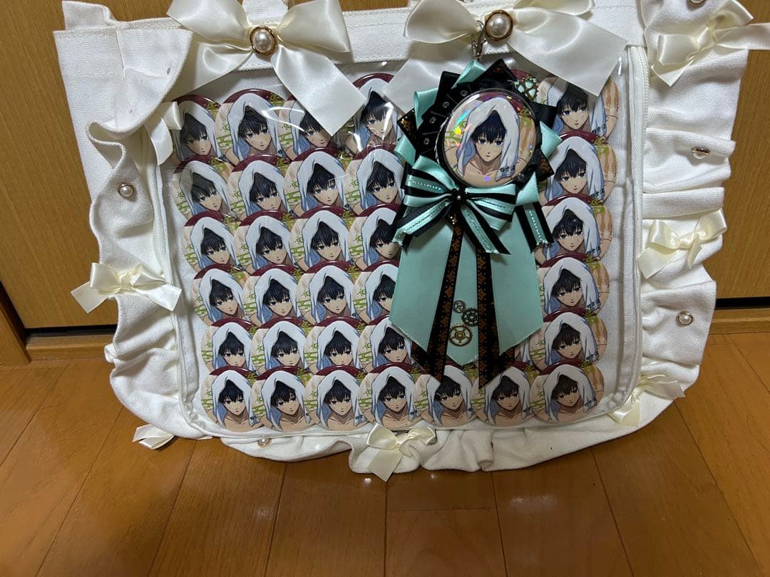 潔世一 ブルーロック 缶バッジ 痛バ