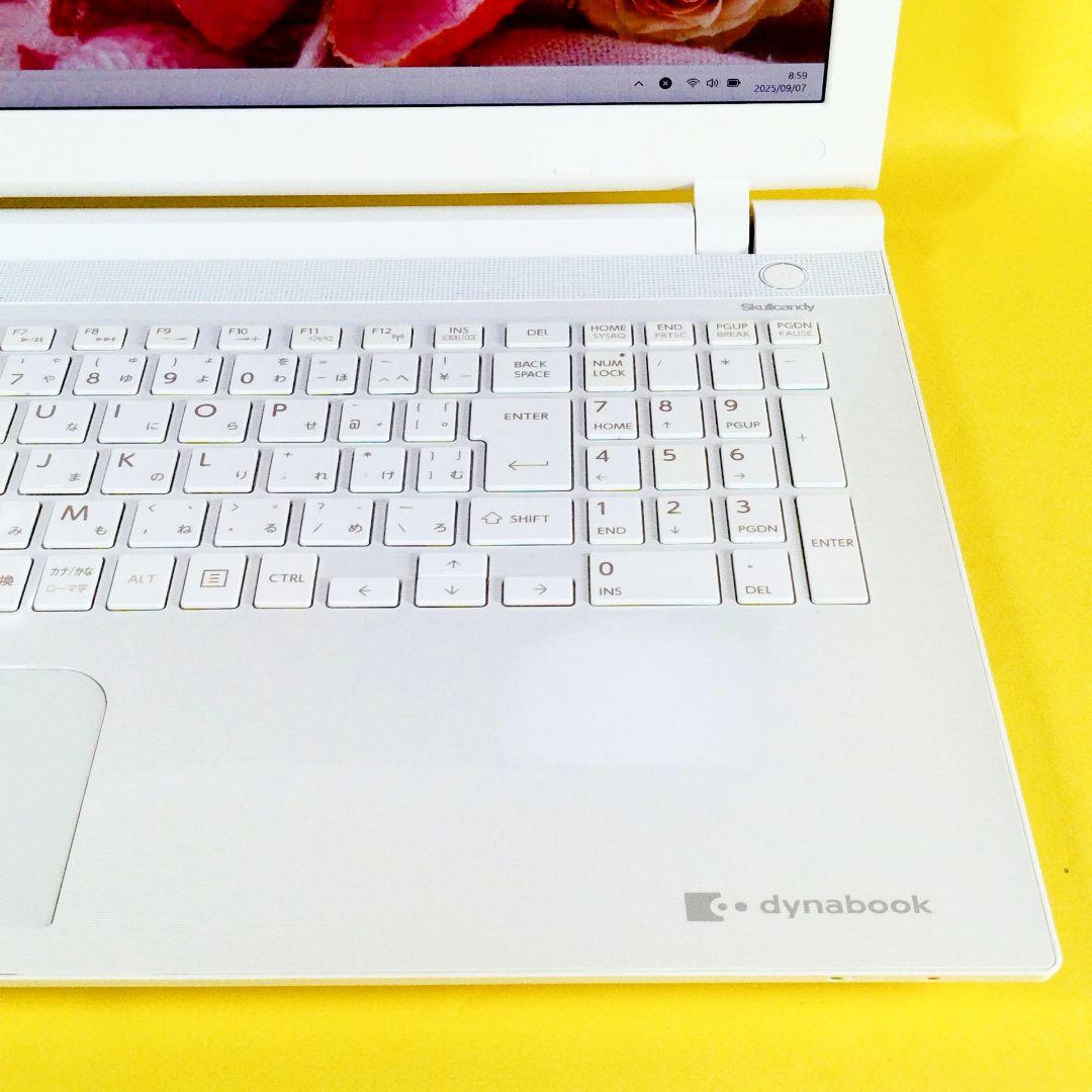 すぐ使える✨薄型ノートパソコン カメラ付き　フルHD♪　初心者におすすめ✨