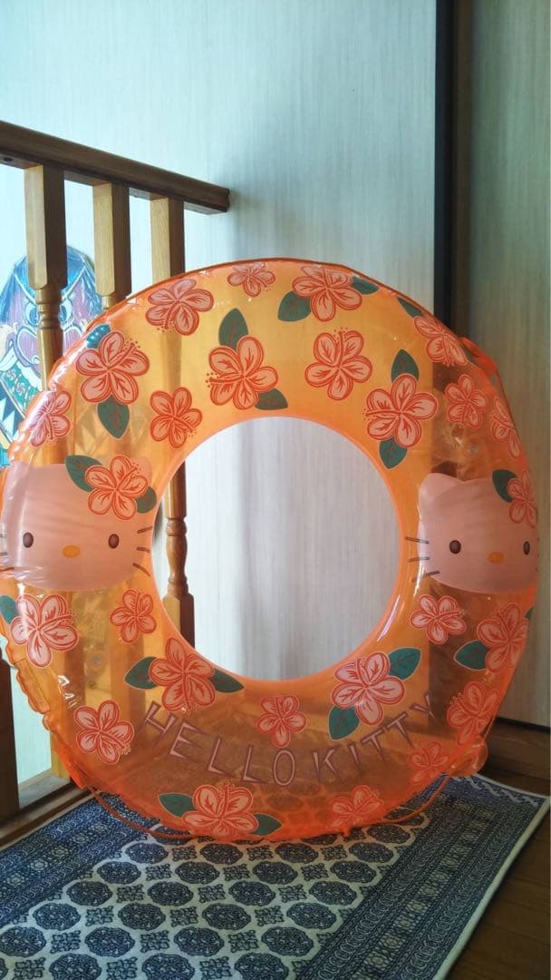 希少レア！ハイビスカスハローキティ 浮き輪とビーチタオル