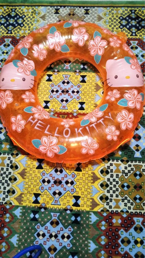 希少レア！ハイビスカスハローキティ 浮き輪とビーチタオル
