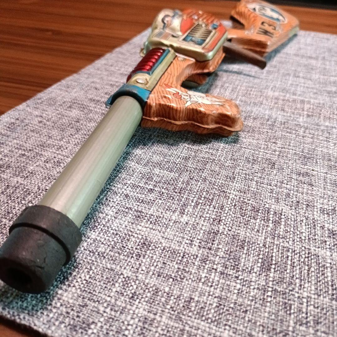 W3 ワンダー　スリー　トミーガン