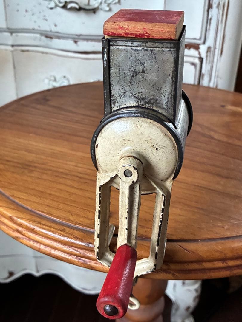 フランス　アンティーク　チーズ　グレーター　削り　おろし器　グラインダー　赤白