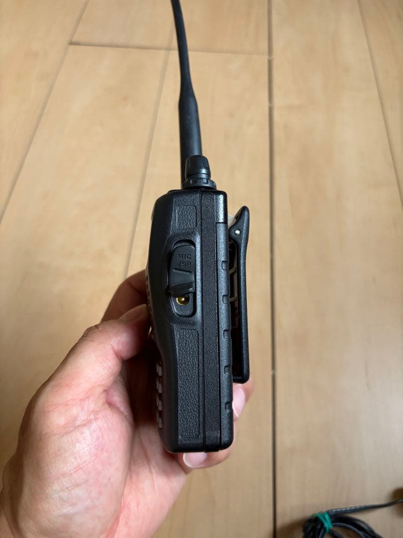 STANDARD FMトランシーバー FT-60