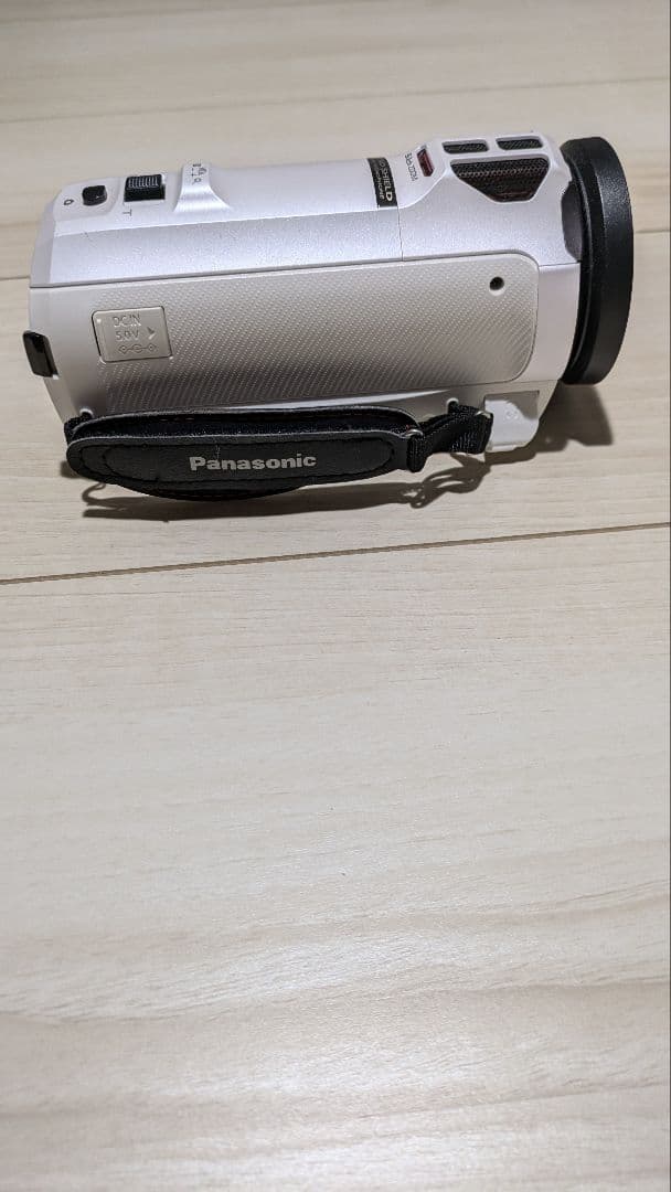 パナソニック 4Kビデオカメラ 64GB内蔵メモリ VX985M-W