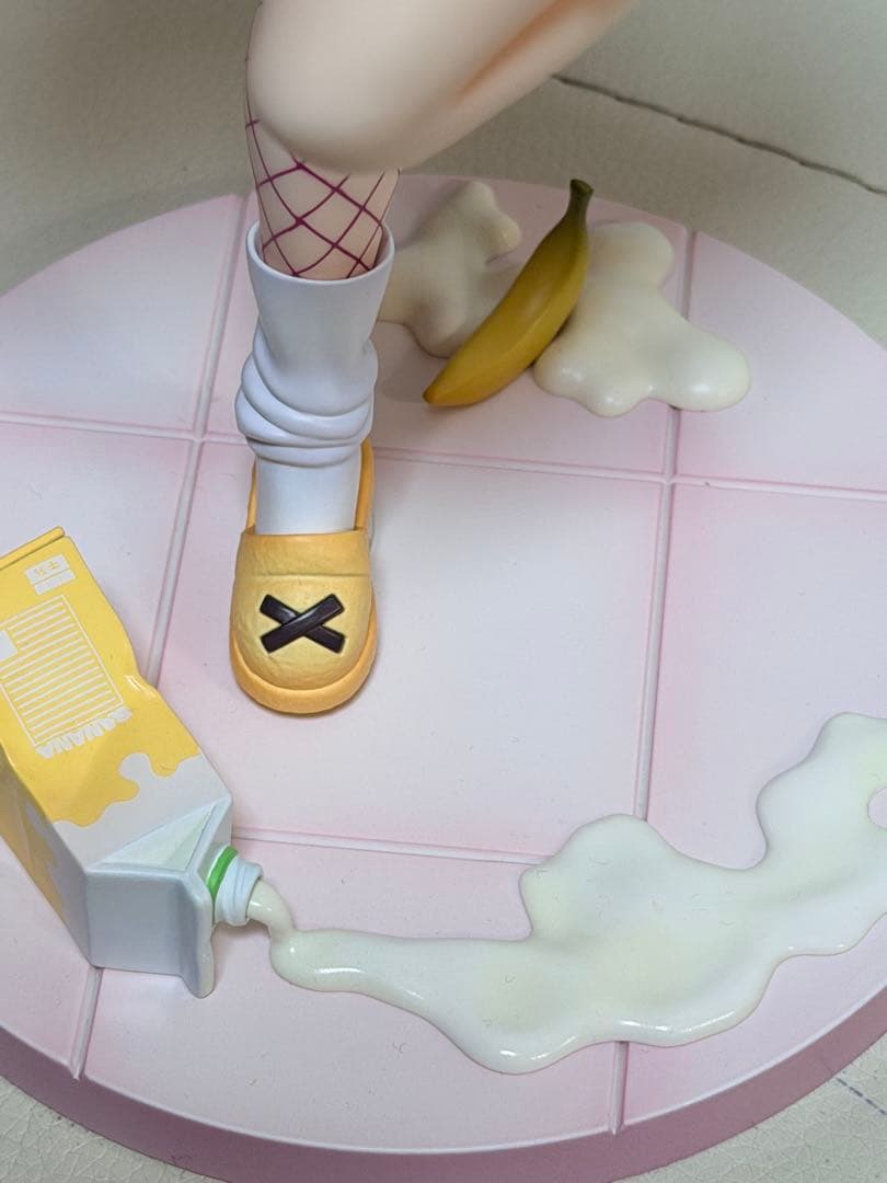 【難あり】アズールレーン バッチ アニバーサリーイラスト Ver.ぬいぐるみ付き