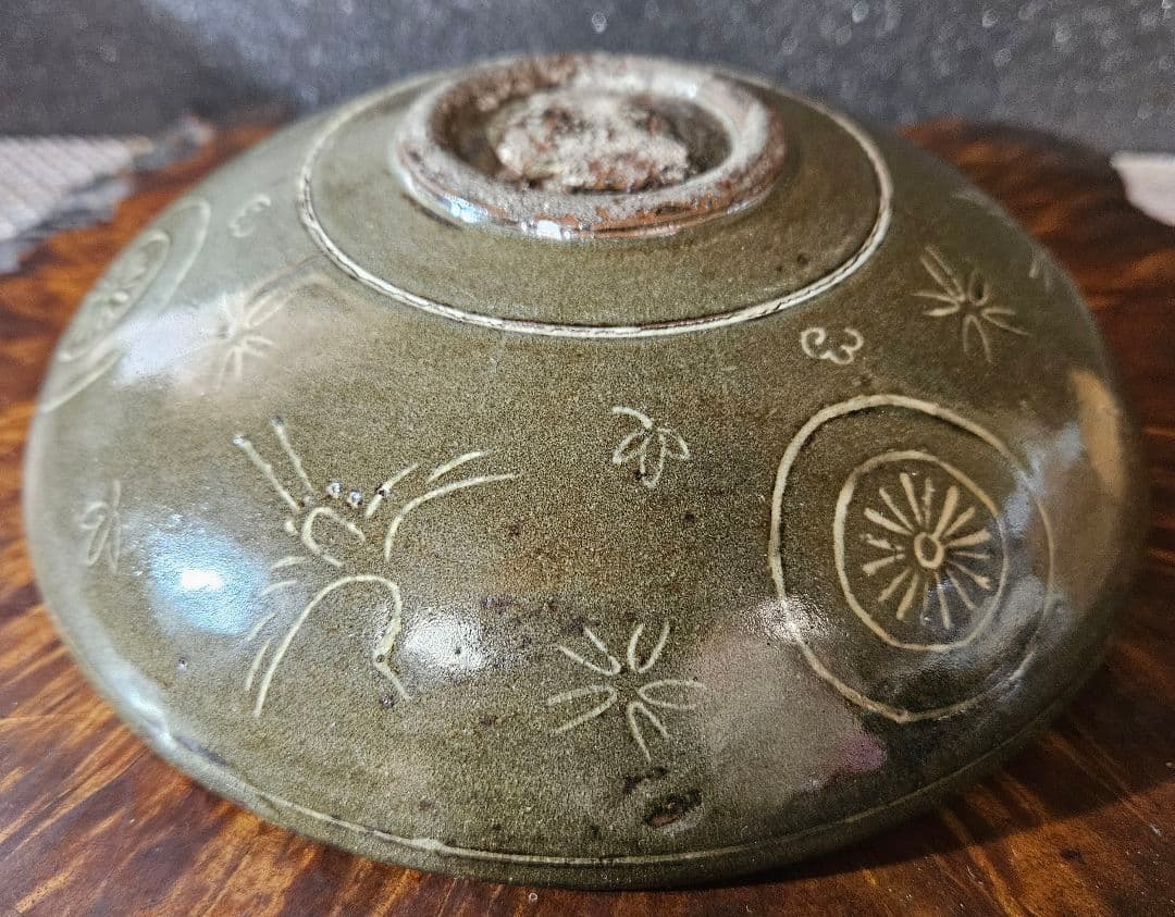 【古作品❗】李朝　高麗青磁写し　象嵌　太陽に鳥の図　鉢　菓子鉢　茶道具　茶器