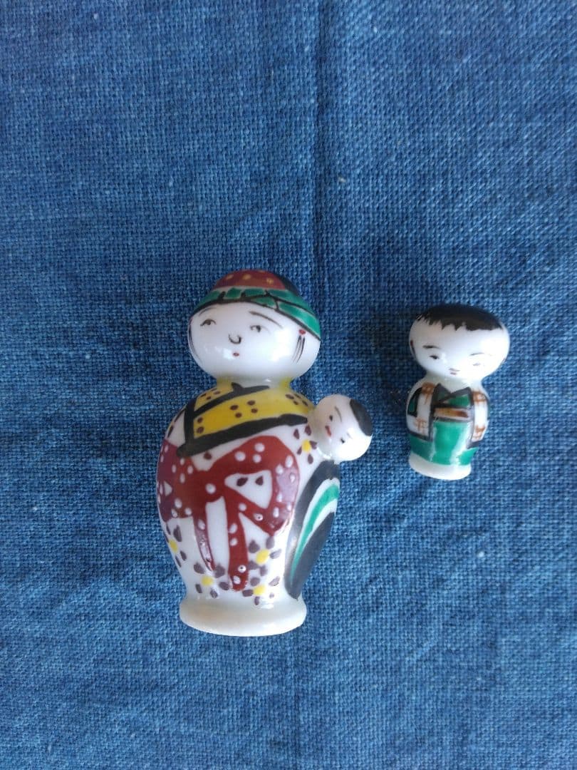 小さい磁器人形こけし10個まとめて。