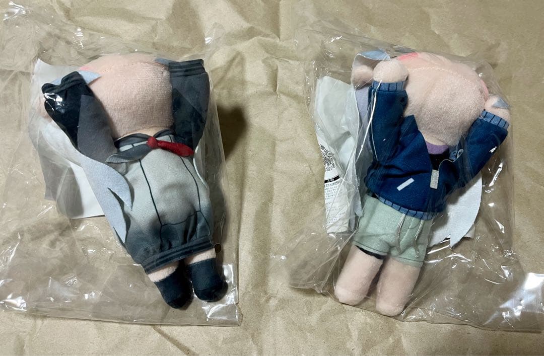 即購入⭕️　新品・未開封　プロセカ　寝そべり　ニーゴ　衣装・私服・制服　8点セット