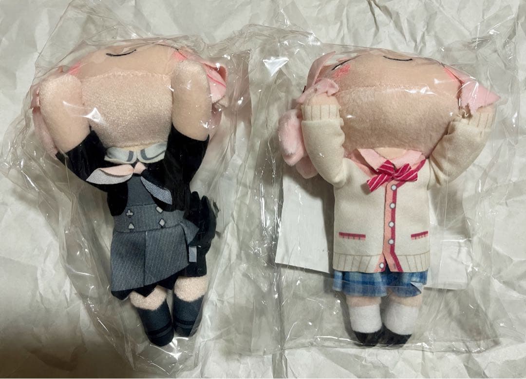 即購入⭕️　新品・未開封　プロセカ　寝そべり　ニーゴ　衣装・私服・制服　8点セット